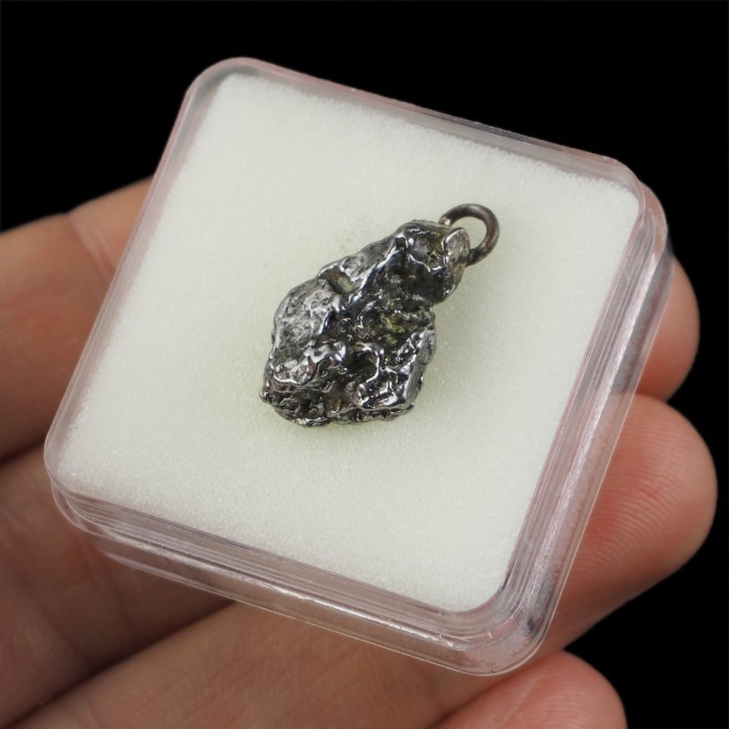 Campo del Cielo - WISIOREK Z METEORYTEM - 21 mm - ARGENTYNA