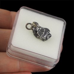 Campo del Cielo - WISIOREK Z METEORYTEM - 20 mm - ARGENTYNA