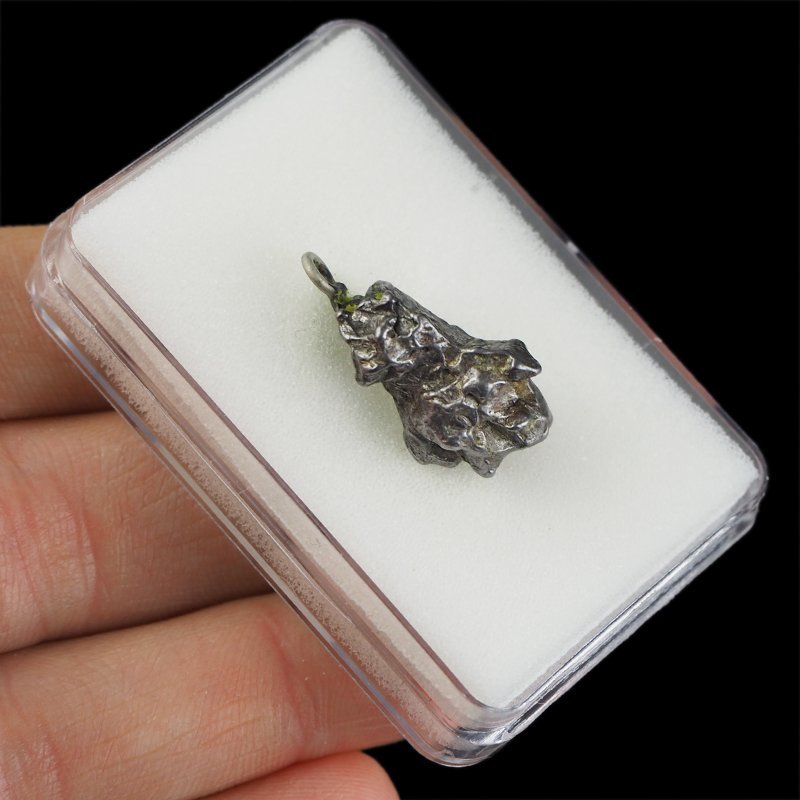 Campo del Cielo - WISIOREK Z METEORYTEM - 25 mm - ARGENTYNA