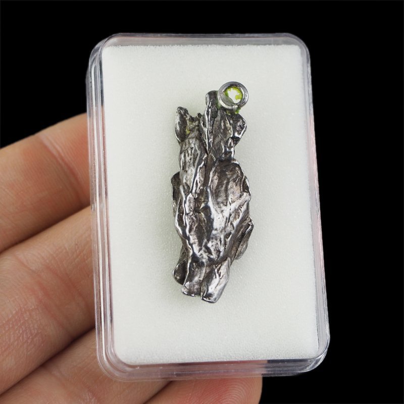 Campo del Cielo - WISIOREK Z METEORYTEM - 36 mm - ARGENTYNA