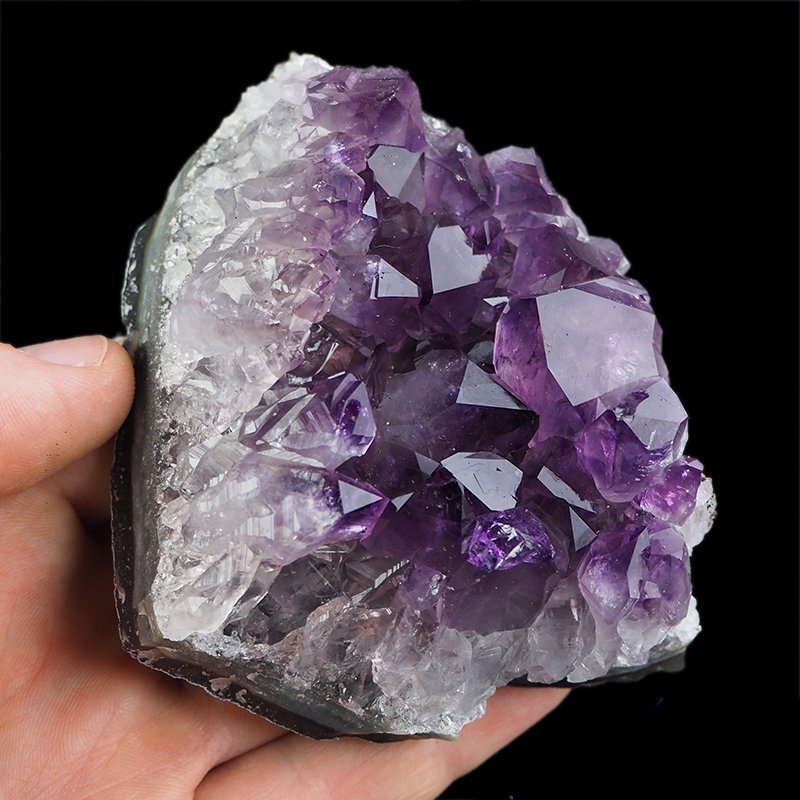 AMETYST- SZCZOTKA KRYSTALICZNA - 94 mm - URUGWAJ