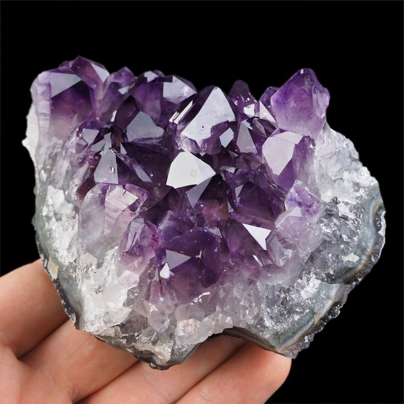 AMETYST- SZCZOTKA KRYSTALICZNA - 108 mm - URUGWAJ