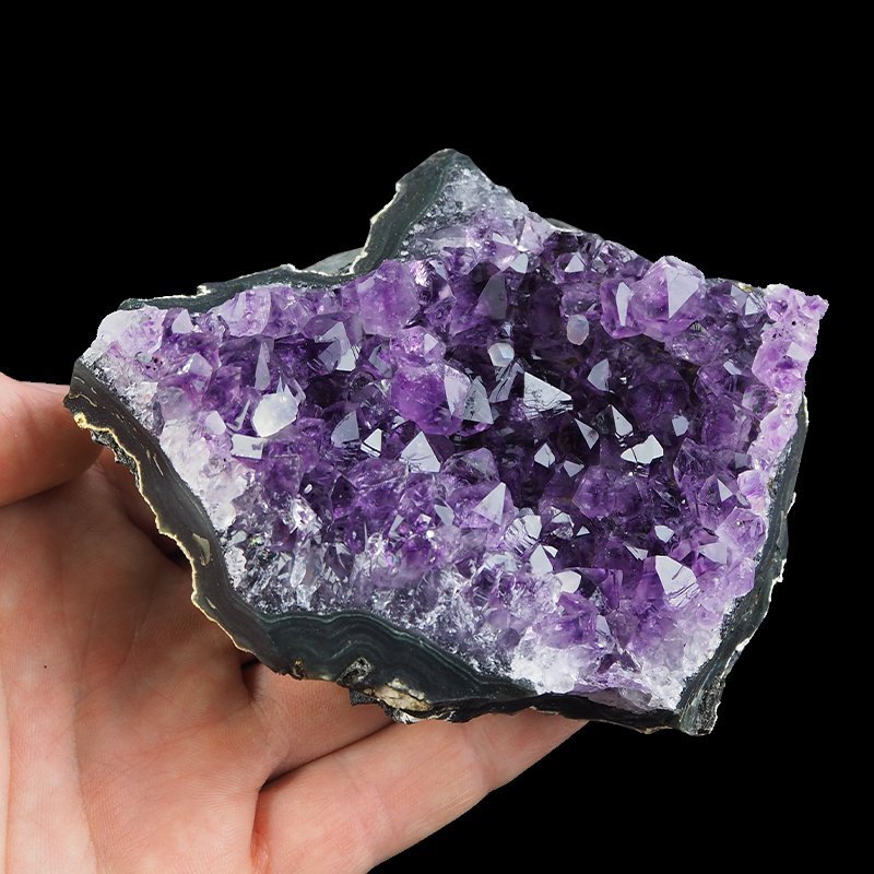 AMETYST- SZCZOTKA KRYSTALICZNA - 107 mm - URUGWAJ