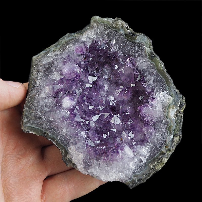 AMETYST- SZCZOTKA KRYSTALICZNA - 103 mm - URUGWAJ