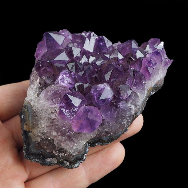 AMETYST- SZCZOTKA KRYSTALICZNA - 91 mm - URUGWAJ