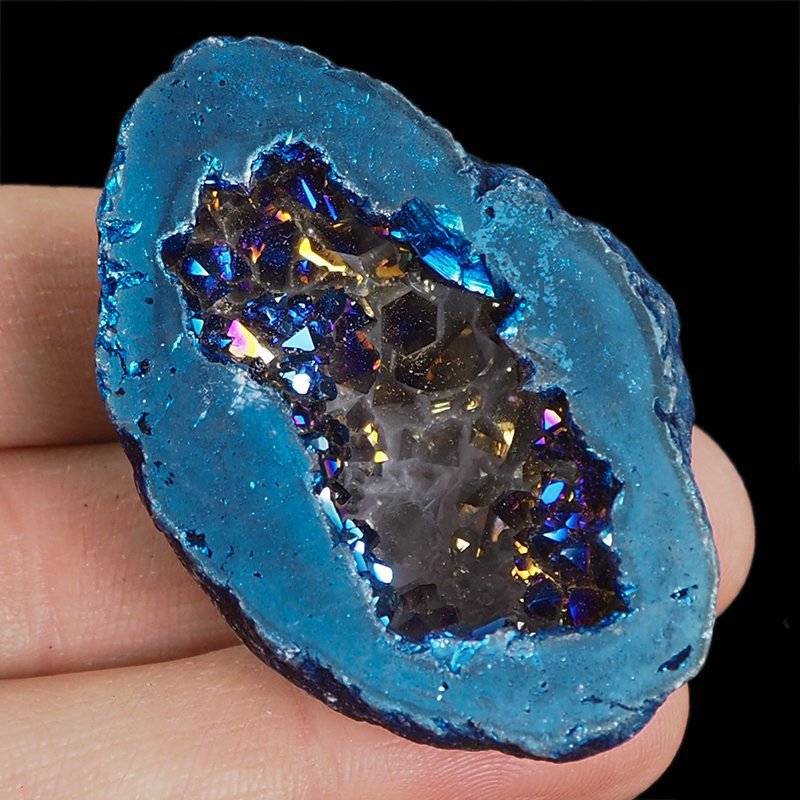 KRYSZTAŁ GÓRSKI - BLUE AURA - GEODA - 51 mm