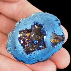 KRYSZTAŁ GÓRSKI - BLUE AURA - GEODA - 48 mm