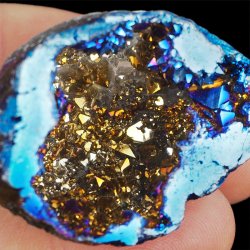 KRYSZTAŁ GÓRSKI - BLUE AURA - GEODA - 42 mm