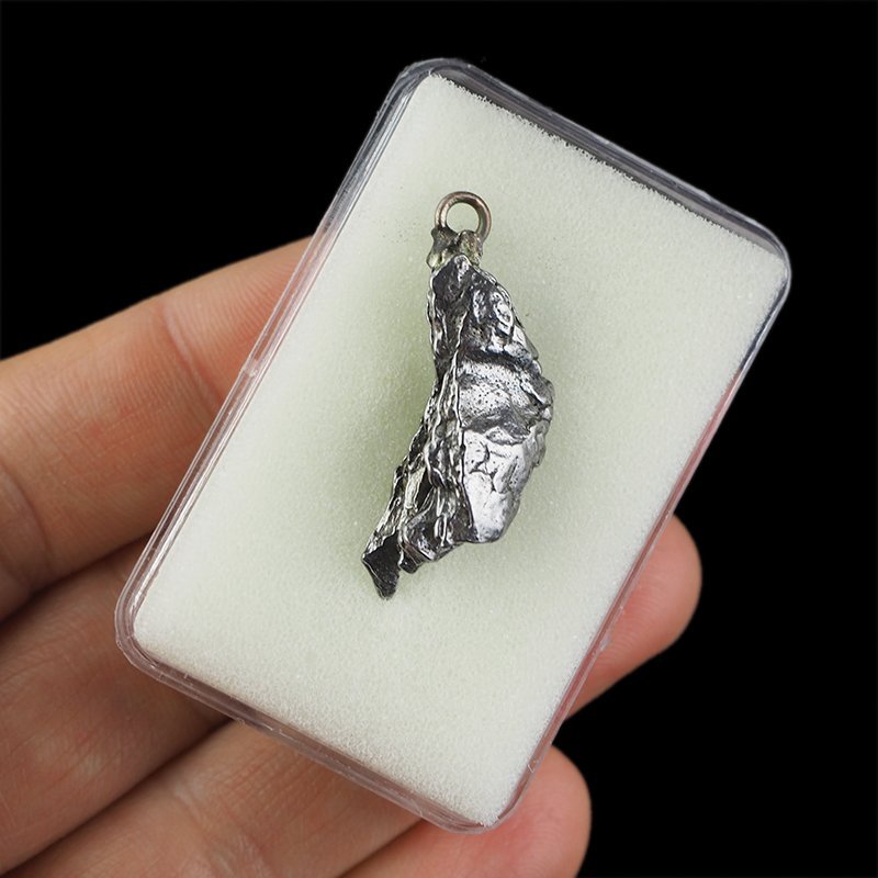 Campo del Cielo - WISIOREK Z METEORYTEM - 34 mm - ARGENTYNA