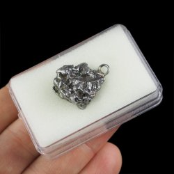 Campo del Cielo - WISIOREK Z METEORYTEM - 25 mm - ARGENTYNA