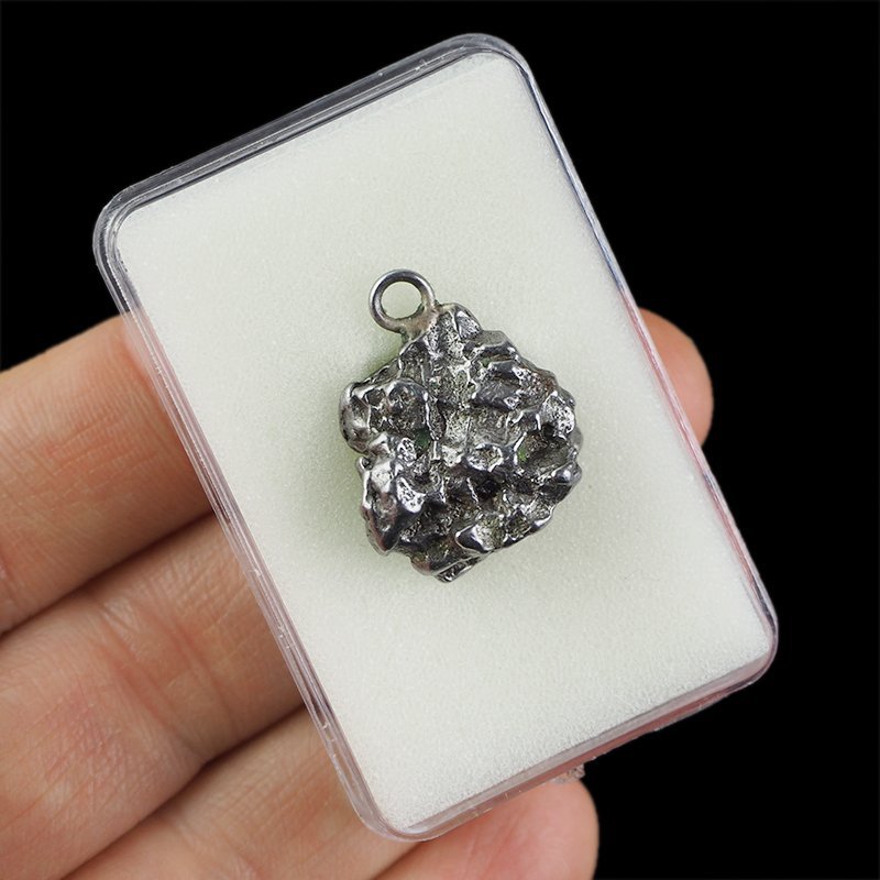 Campo del Cielo - WISIOREK Z METEORYTEM - 25 mm - ARGENTYNA