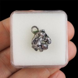 Campo del Cielo - WISIOREK Z METEORYTEM - 17 mm - ARGENTYNA