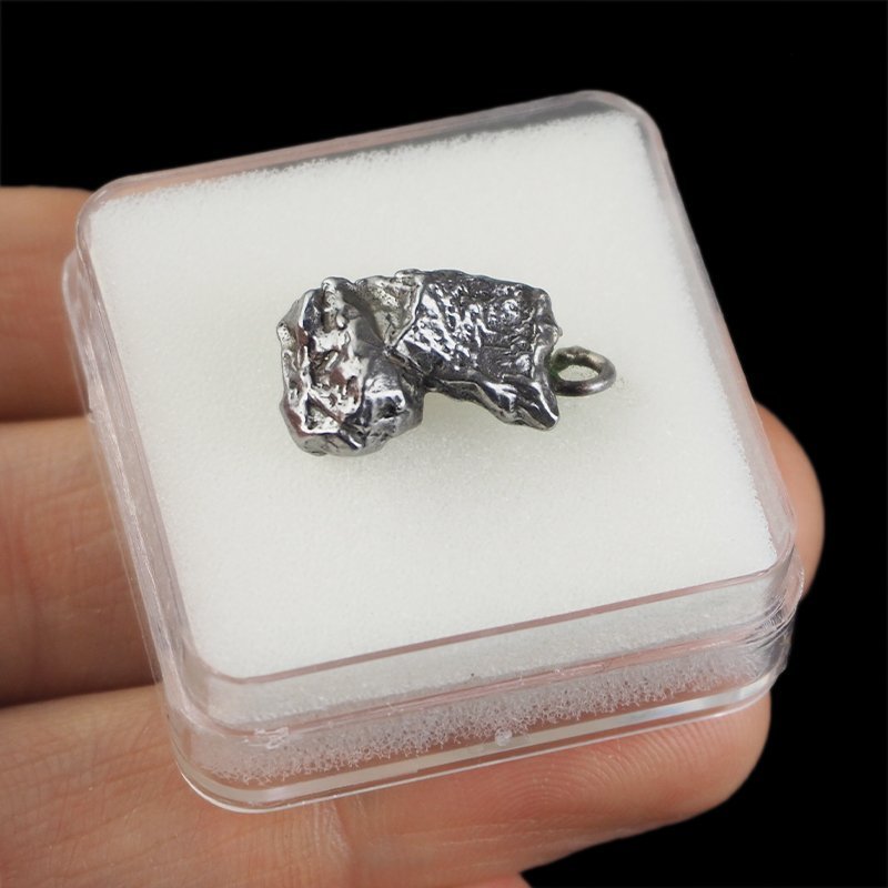 Campo del Cielo - WISIOREK Z METEORYTEM - 20 mm - ARGENTYNA