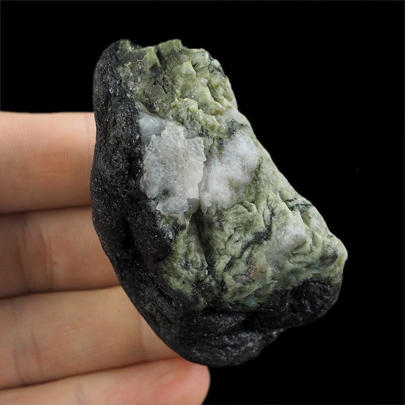 SZMARAGD W SKALE - 62 mm - BRAZYLIA