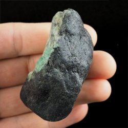 SZMARAGD W SKALE - 62 mm - BRAZYLIA