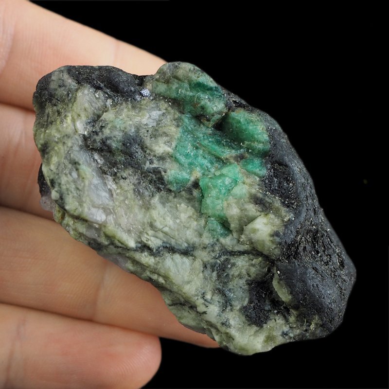 SZMARAGD W SKALE - 62 mm - BRAZYLIA