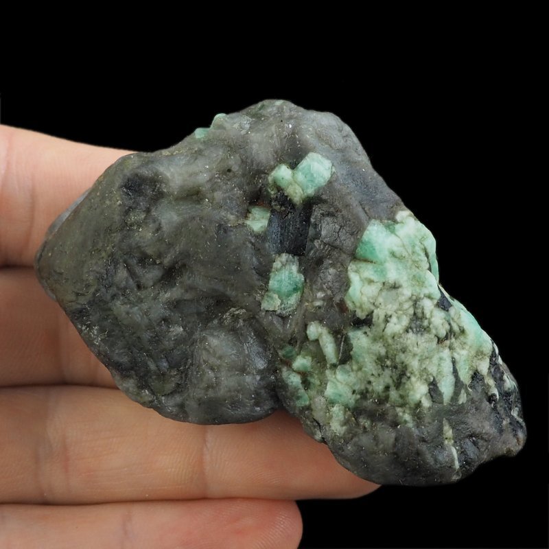 SZMARAGD W SKALE - 73 mm - BRAZYLIA