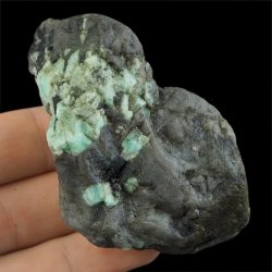 SZMARAGD W SKALE - 73 mm - BRAZYLIA