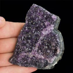 AMETYST- SZCZOTKA KRYSTALICZNA - 82 mm - URUGWAJ