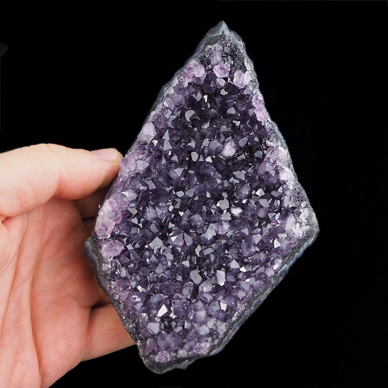 AMETYST- SZCZOTKA KRYSTALICZNA - 142 mm - URUGWAJ