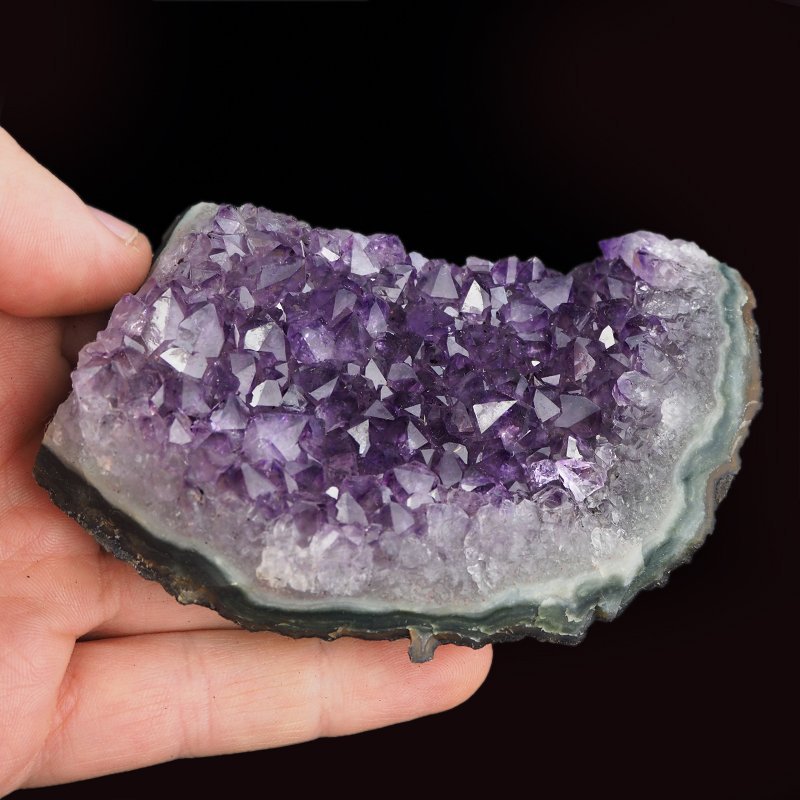 AMETYST- SZCZOTKA KRYSTALICZNA - 101 mm - URUGWAJ