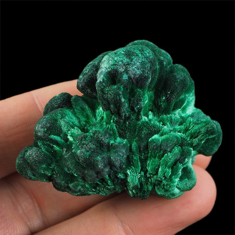 MALACHIT - SUROWY - IGIEŁKOWE KRYSZTAŁY - 51 mm - KONGO