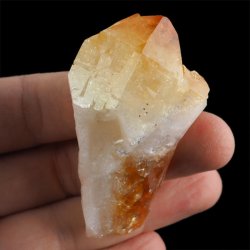 CYTRYN - MONOKRYSZTAŁ - 64 mm - BRAZYLIA