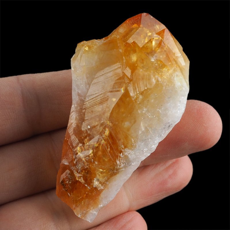 CYTRYN - MONOKRYSZTAŁ - 64 mm - BRAZYLIA