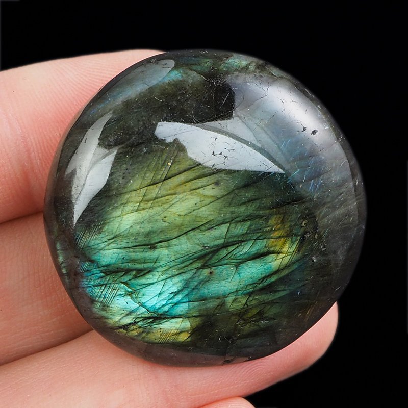 LABRADORYT - OTOCZAK - 38 mm - MADAGASKAR