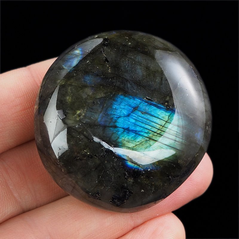 LABRADORYT - OTOCZAK - 44 mm - MADAGASKAR