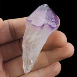 AMETYST - MONOKRYSZTAŁ - 68 mm - BRAZYLIA