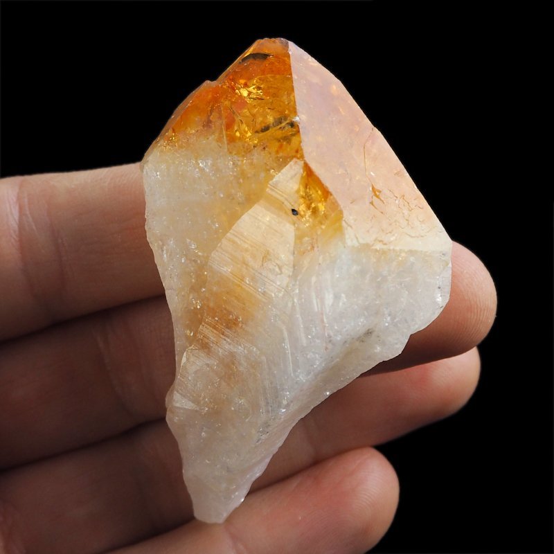 CYTRYN - MONOKRYSZTAŁ - 67 mm - BRAZYLIA