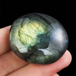 LABRADORYT - OTOCZAK - 43 mm - MADAGASKAR