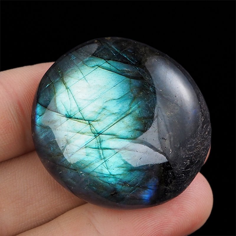 LABRADORYT - OTOCZAK - 36 mm - MADAGASKAR