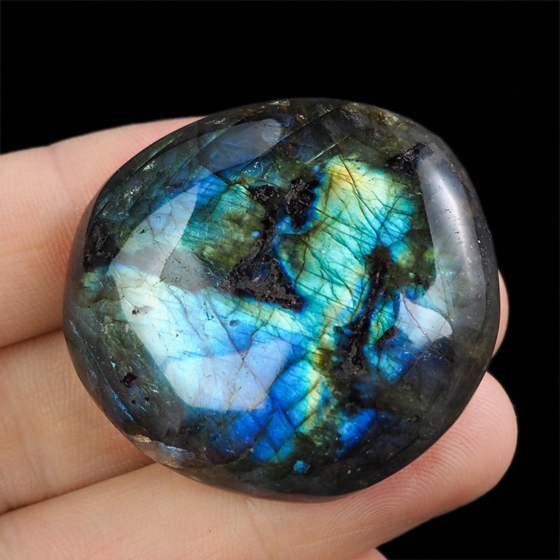 LABRADORYT - OTOCZAK - 40 mm - MADAGASKAR