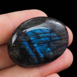 LABRADORYT - OTOCZAK - 39 mm - MADAGASKAR