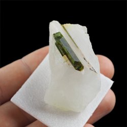 ZIELONY TURMALIN WERDELIT, KWARC - 46 mm - BRAZYLIA