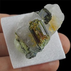 ZIELONY TURMALIN WERDELIT, KWARC - 40 mm - BRAZYLIA