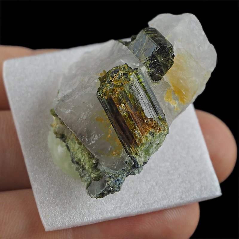 ZIELONY TURMALIN WERDELIT, KWARC - 40 mm - BRAZYLIA