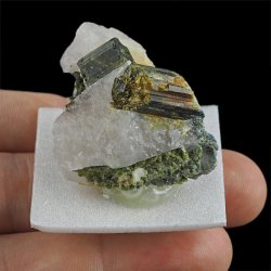 ZIELONY TURMALIN WERDELIT, KWARC - 40 mm - BRAZYLIA