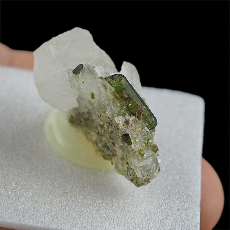 ZIELONY TURMALIN WERDELIT, KWARC - 29 mm - BRAZYLIA