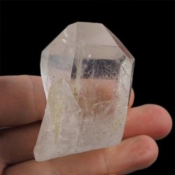 KRYSZTAŁ GÓRSKI - MONOKRYSZTAŁ - 61 mm - BRAZYLIA