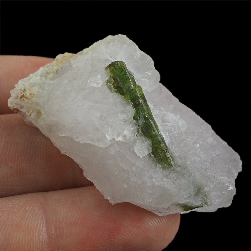 ZIELONY TURMALIN WERDELIT, KWARC - 49 mm - BRAZYLIA