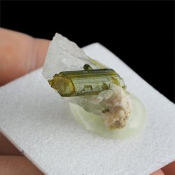 ZIELONY TURMALIN WERDELIT, KRYSZTAŁ GÓRSKI - 24 mm - BRAZYLIA