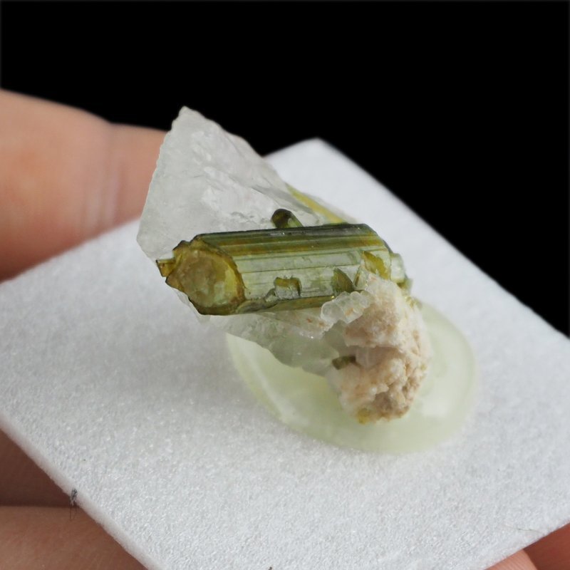 ZIELONY TURMALIN WERDELIT, KRYSZTAŁ GÓRSKI - 24 mm - BRAZYLIA