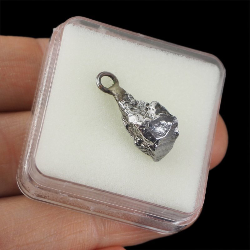 Campo del Cielo - WISIOREK Z METEORYTEM - 22 mm - ARGENTYNA