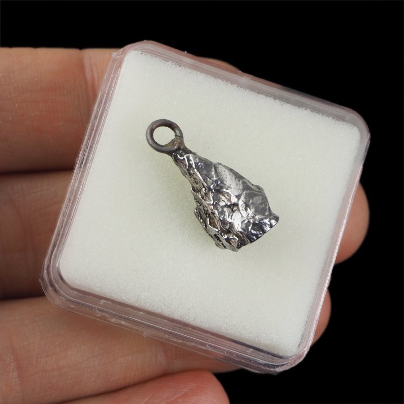 Campo del Cielo - WISIOREK Z METEORYTEM - 22 mm - ARGENTYNA