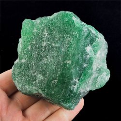 AWENTURYN SZMARAGDOWY (ZIELONY) - BRYŁKA - 89 mm - TANZANIA