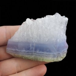CHALCEDON BŁĘKITNY (AGAT NIEBIESKI), KRYSZTAŁ GÓRSKI - 67 mm - MALAWI