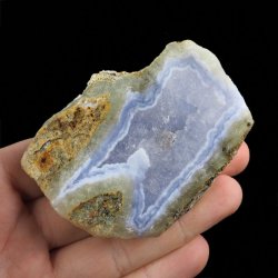 CHALCEDON BŁĘKITNY (AGAT NIEBIESKI), KRYSZTAŁ GÓRSKI - 79 mm - MALAWI